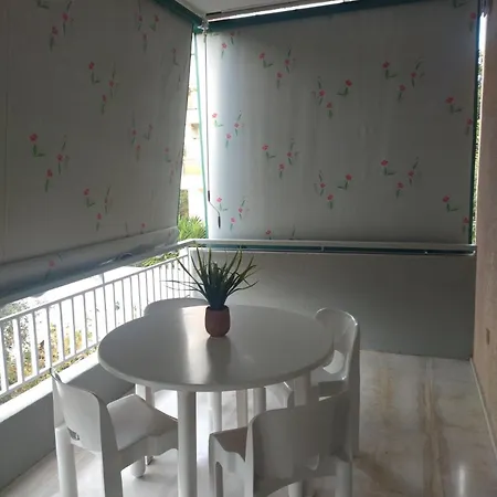 Swan Paradise Glyfada Apartment Athen Exterior foto