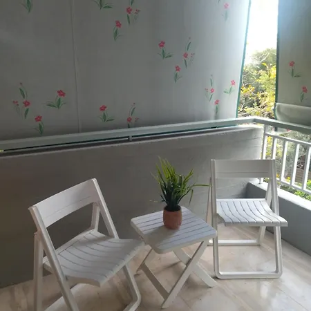 Swan Paradise Glyfada Apartment Athen Exterior foto